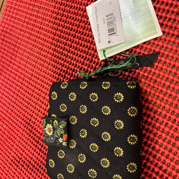 NWT Vera Bradley mini zip wallet. Pattern Vibrant Black - Picture 4 of 4
